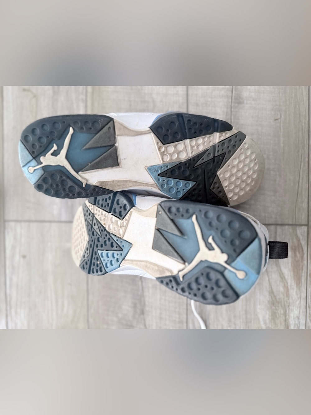 Jordan 7s - Picture 6 of 6